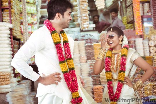 The Candid Pictures Photographers and Videographers weddingplz