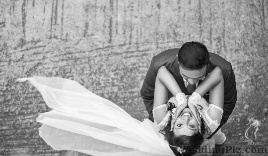 The Candid Pictures Photographers and Videographers weddingplz