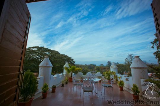 The Candid Pictures Photographers and Videographers weddingplz