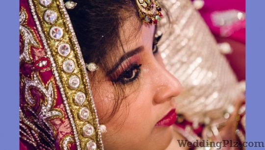 Creative Light Photography Photographers and Videographers weddingplz
