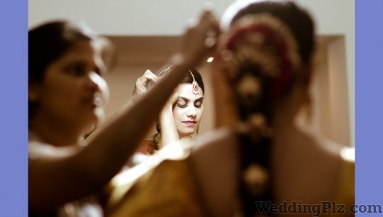 Creative Light Photography Photographers and Videographers weddingplz