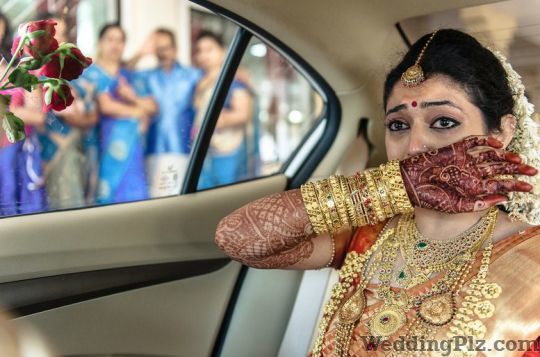 Mahesh Shantaram Photography Photographers and Videographers weddingplz