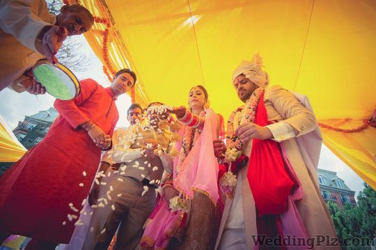 Manan Photography Photographers and Videographers weddingplz