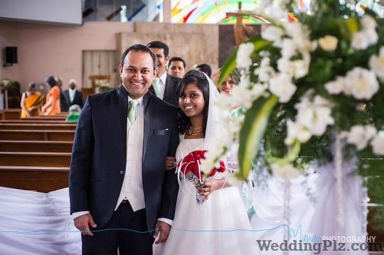 Manan Photography Photographers and Videographers weddingplz