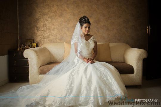 Manan Photography Photographers and Videographers weddingplz