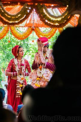 Manan Photography Photographers and Videographers weddingplz