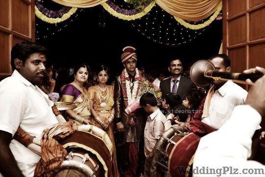 VIdeo Hut Productions Photographers and Videographers weddingplz