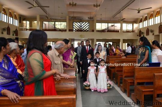 VIdeo Hut Productions Photographers and Videographers weddingplz
