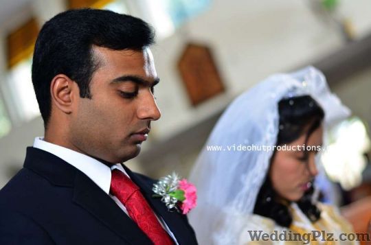 VIdeo Hut Productions Photographers and Videographers weddingplz