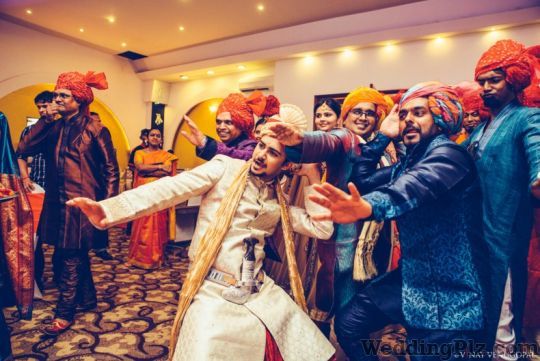 Vinay Venugopal Photography Photographers and Videographers weddingplz