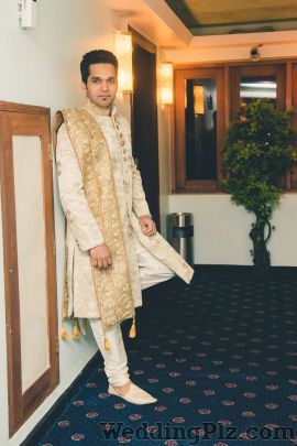 Vivek Krishnan Photography Photographers and Videographers weddingplz