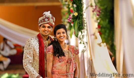 Arun Candid Wedding Photography Photographers and Videographers weddingplz