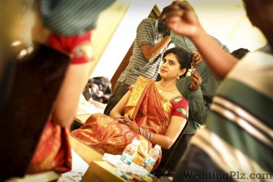 Arun Candid Wedding Photography Photographers and Videographers weddingplz