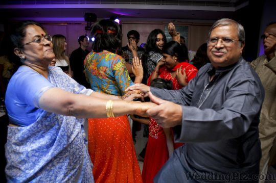 Arvind Shenoy Photography Photographers and Videographers weddingplz