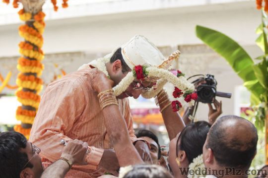 Arvind Shenoy Photography Photographers and Videographers weddingplz