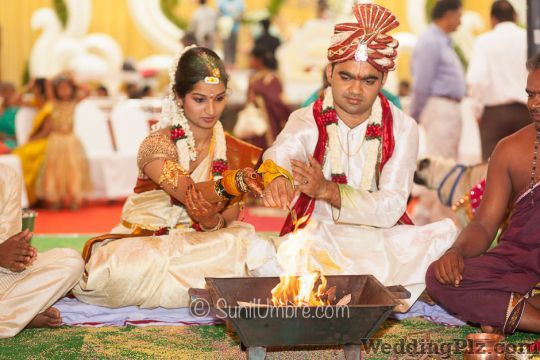Sunil Umbre Photography Photographers and Videographers weddingplz