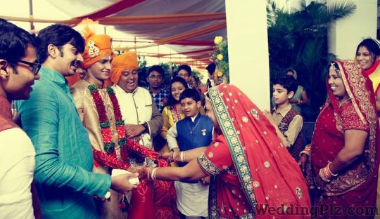 Simon Photography Photographers and Videographers weddingplz