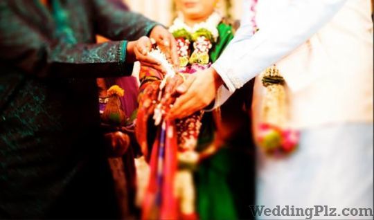 Vaishak Photography Photographers and Videographers weddingplz