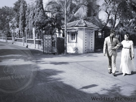 Candid Photography Photographers and Videographers weddingplz