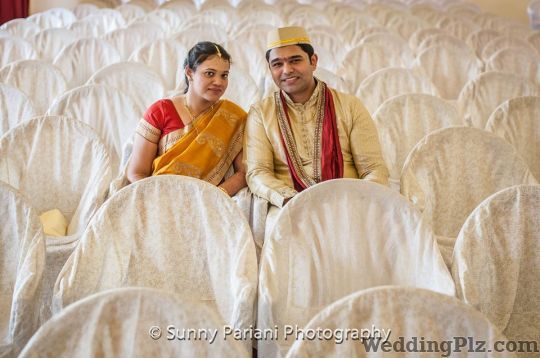 Sunny Pariani Photography Photographers and Videographers weddingplz
