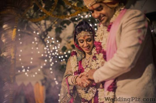 Sunny Pariani Photography Photographers and Videographers weddingplz