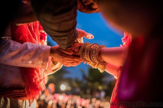 Sunny Pariani Photography Photographers and Videographers weddingplz