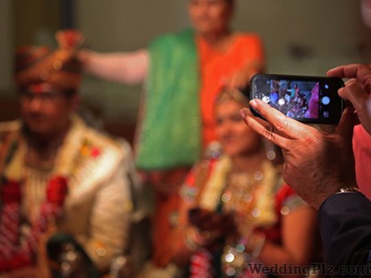 Smart Claps Weddings Photographers and Videographers weddingplz