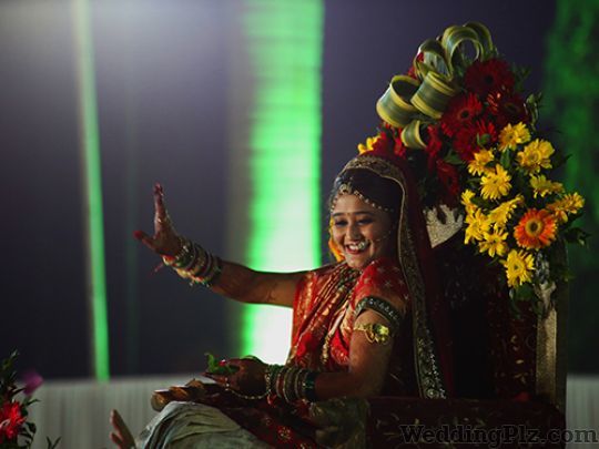 Smart Claps Weddings Photographers and Videographers weddingplz