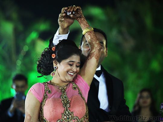 Smart Claps Weddings Photographers and Videographers weddingplz