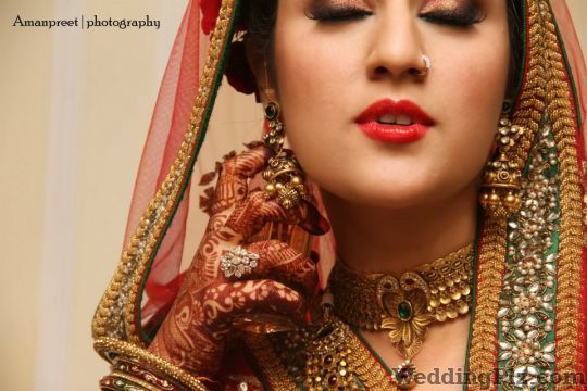 Amanpreet Photography Photographers and Videographers weddingplz