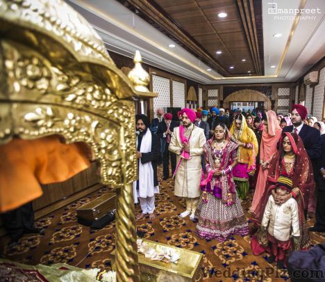 Amanpreet Photography Photographers and Videographers weddingplz