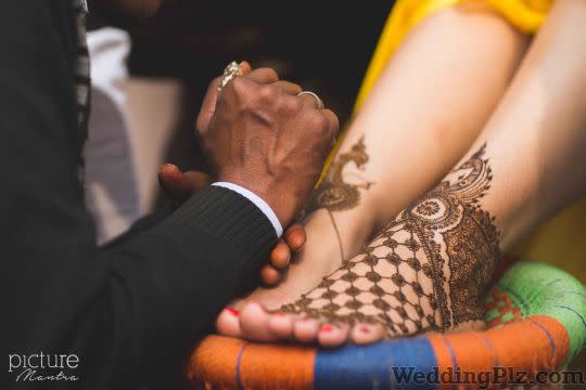 Picture Mantra Photographers and Videographers weddingplz