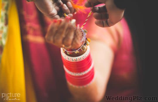 Picture Mantra Photographers and Videographers weddingplz
