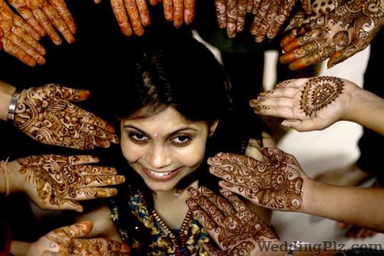 Mallik Photos Photographers and Videographers weddingplz