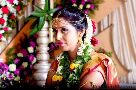 Mallik Photos Photographers and Videographers weddingplz