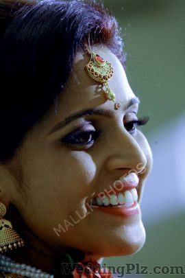 Mallik Photos Photographers and Videographers weddingplz