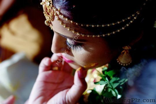 Mallik Photos Photographers and Videographers weddingplz