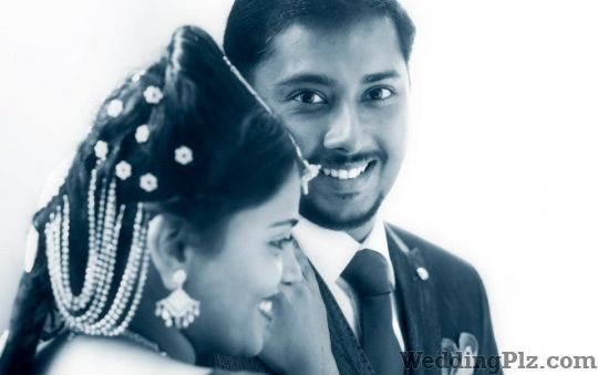 Thilak Photography Photographers and Videographers weddingplz