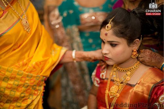 Charan Pixel Studio Photographers and Videographers weddingplz