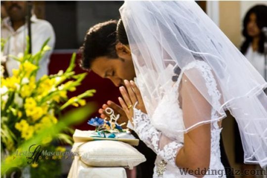 Lester Mascarenhas Photography Photographers and Videographers weddingplz