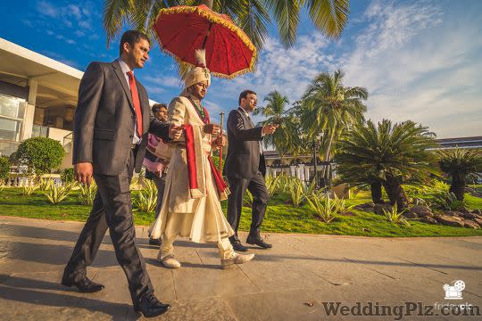 Fridaypic Photographers and Videographers weddingplz
