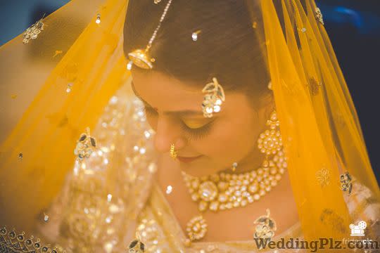 Fridaypic Photographers and Videographers weddingplz