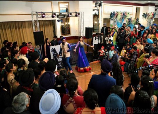 Sumit Productions Photographers and Videographers weddingplz