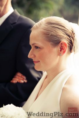 Vinay Aravind Images Photographers and Videographers weddingplz