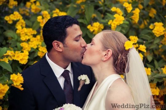 Vinay Aravind Images Photographers and Videographers weddingplz