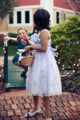 Vinay Aravind Images Photographers and Videographers weddingplz