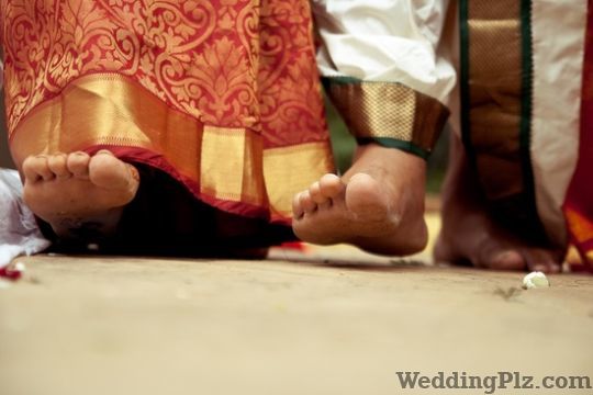 Vinay Aravind Images Photographers and Videographers weddingplz