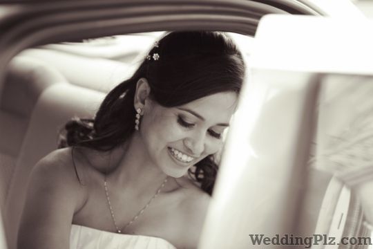 Vinay Aravind Images Photographers and Videographers weddingplz