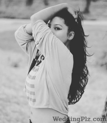 Arth Photography Photographers and Videographers weddingplz