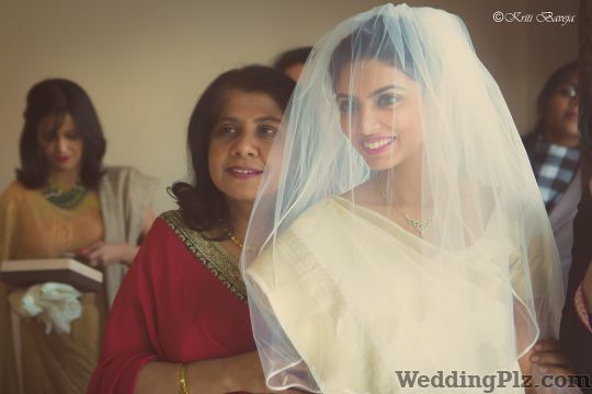 Kriti Baveja Photography Photographers and Videographers weddingplz